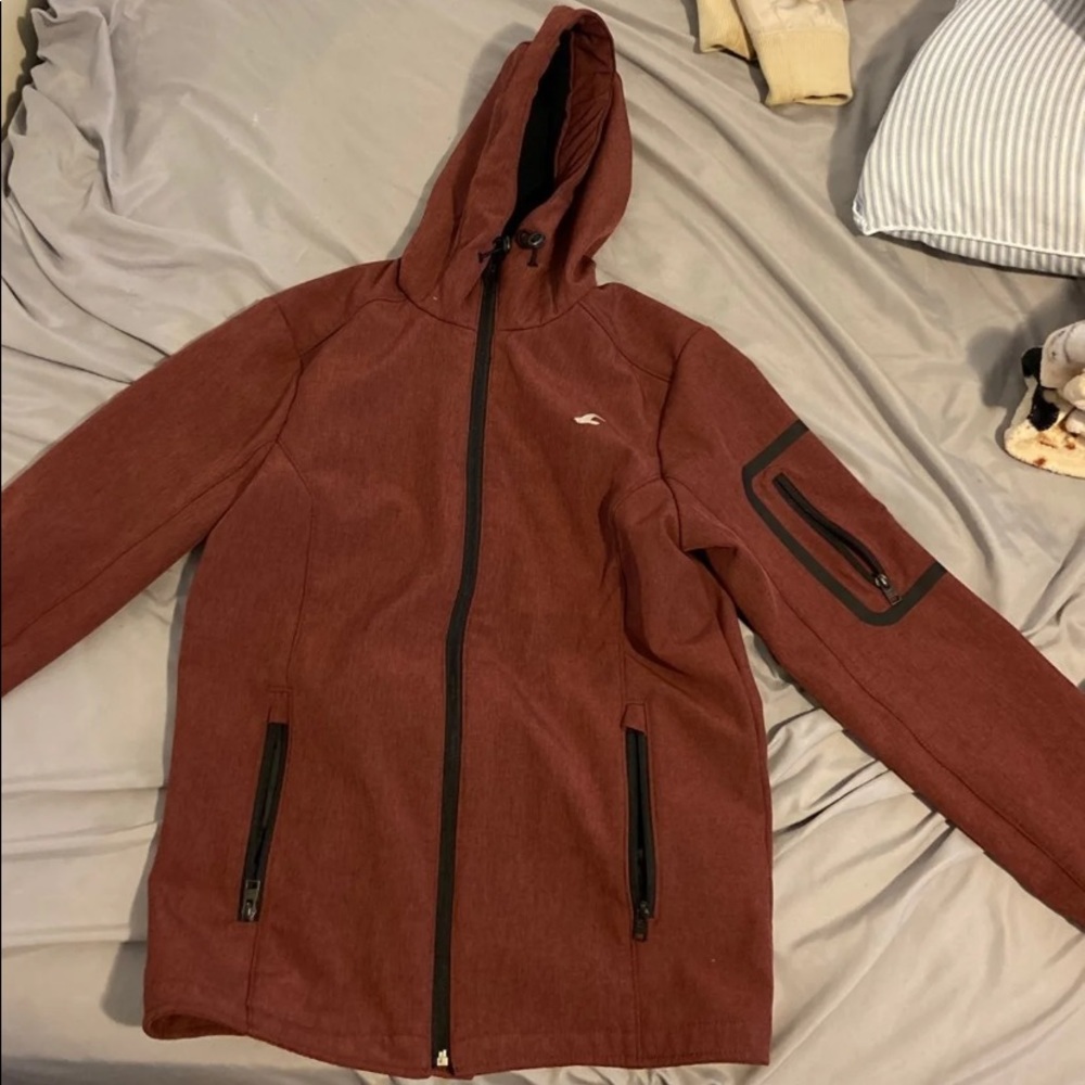 worn a few times good for rain , Burgundy